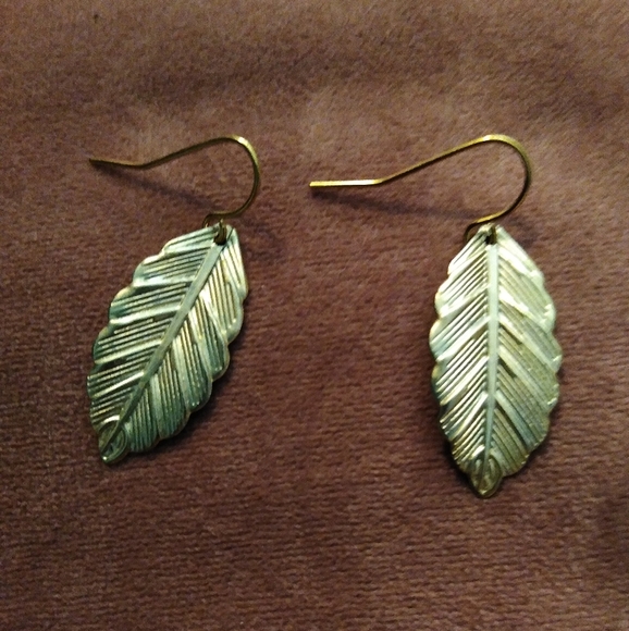 Delicate Lightweight Mini Leaf Charm Earrings Brass Botanical Gold Leaves KATTA - Picture 4 of 7